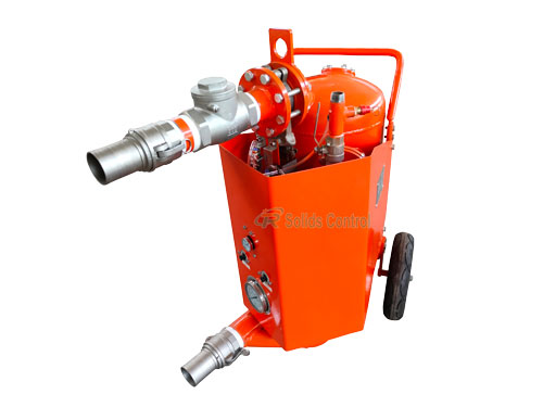 What materials can the vacuum pump system transport?