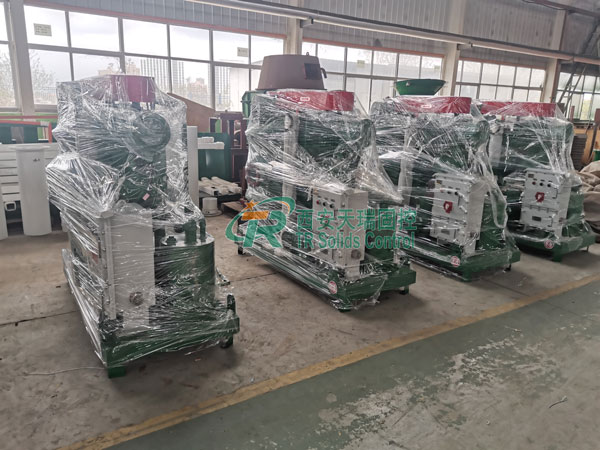 Oilfield degassing equipment - Vacuum degassing device maintenance methods Oilfield degassing equipment - Vacuum degassing device maintenance methods