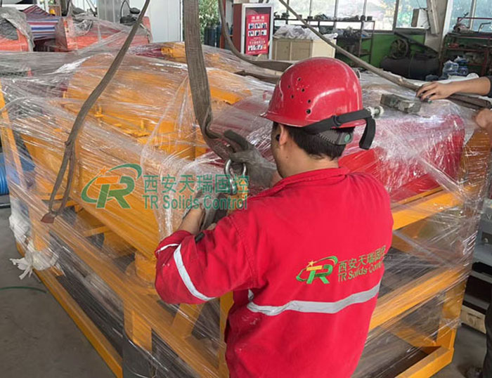 TR Solid Control's 450-type decanter centrifuge system has been shipped as a complete set, providing efficient operation.