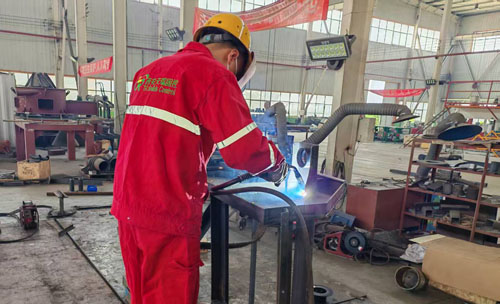 Welding shale shaker.jpg