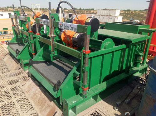linear shaker for mud recycling system