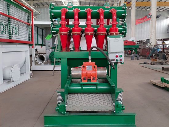 Mud desilter underflow screen with vibrator motors